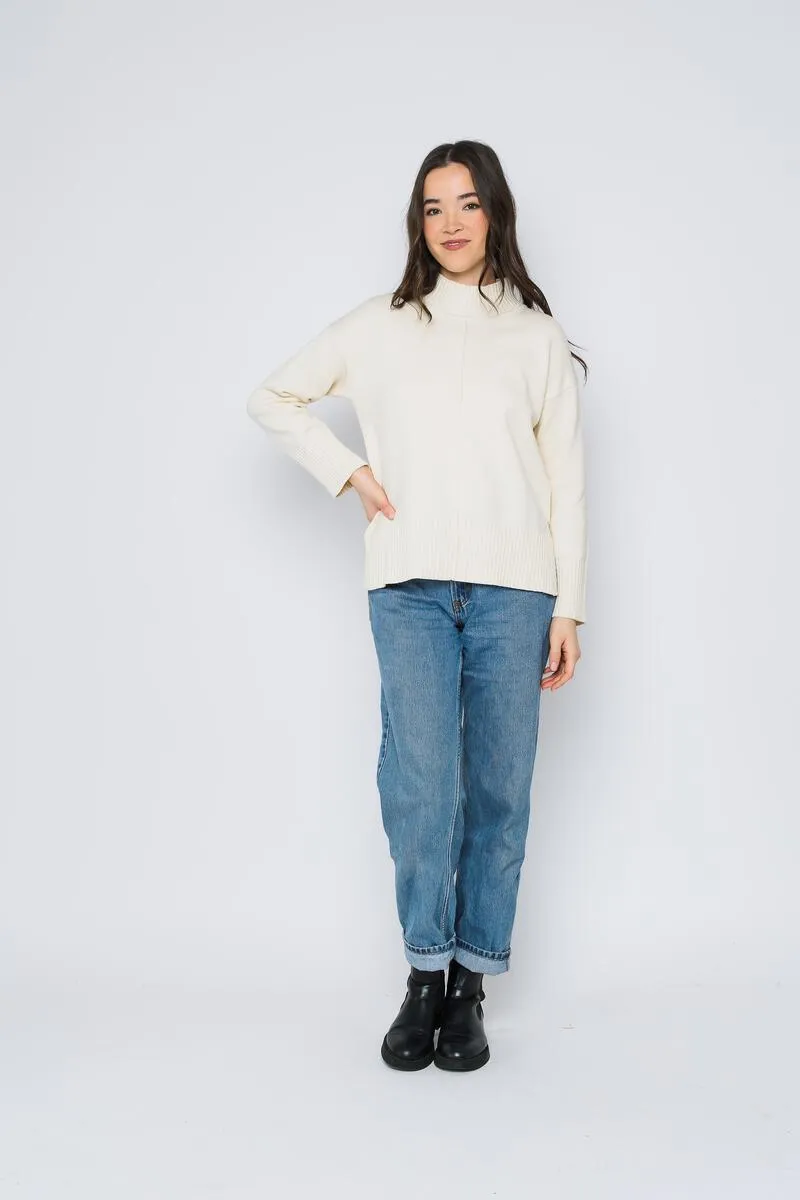 Lita Pullover - White